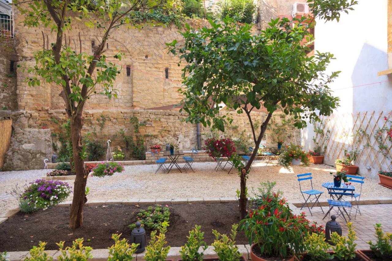 Borgo Vergini Garden B&B Nápoly Kültér fotó